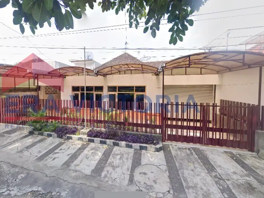 Rumah Bergaya Klasik Area Tenang, Akses Mudah ke MOG dan Cyber Mall