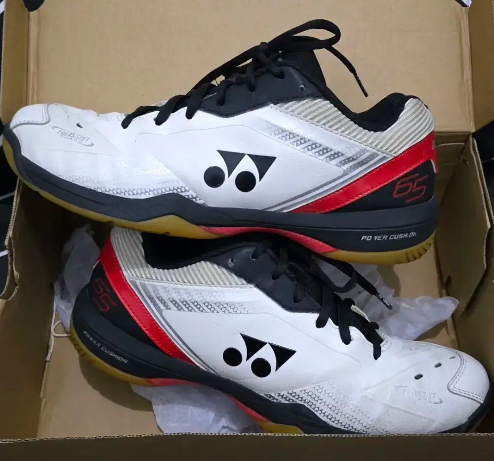 Sepatu Badminton Bulutangkis Yonex SHB 65 Z3 Black White Original
