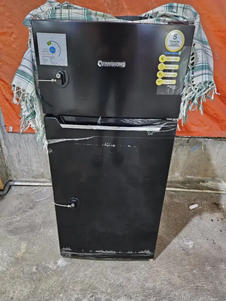 KULKAS 2 PINTU CHANGHONG