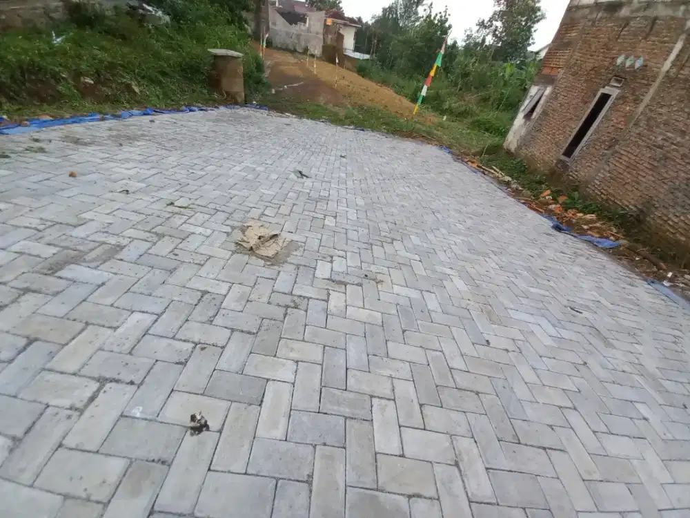 Tanah murah meriah karangrejo V  banyumanik depan SMA 4 SEMARANG