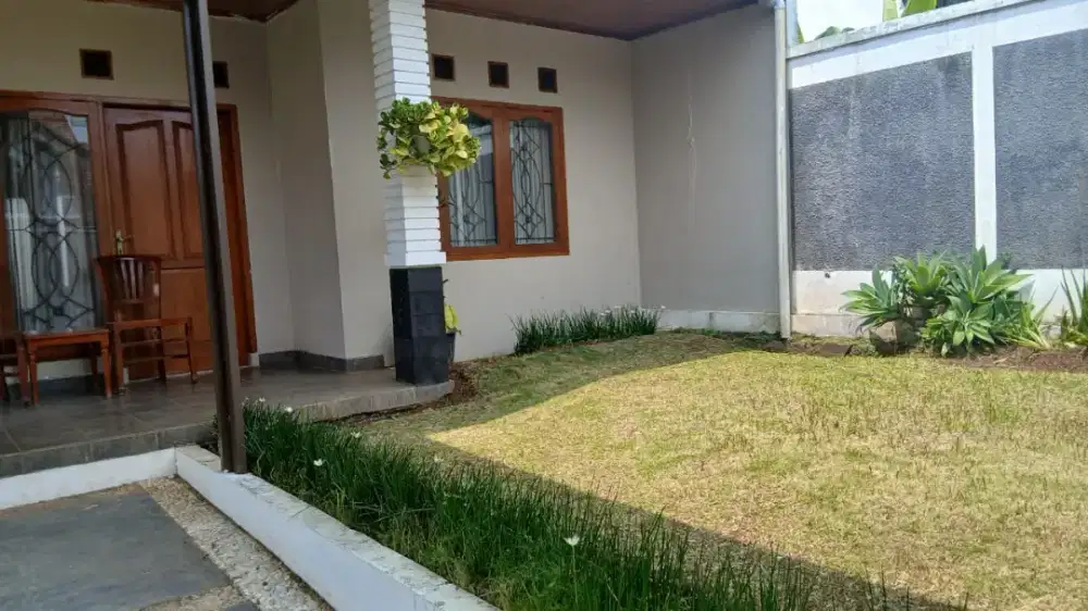 Disewakan rumah cantik di bandung utara