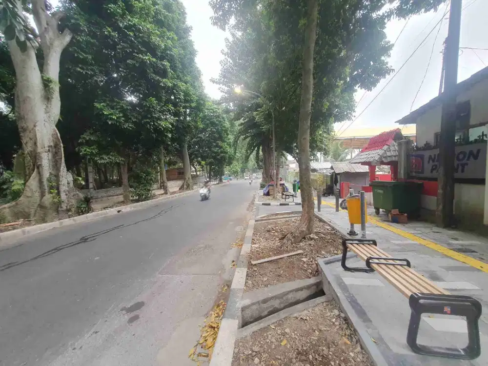 Ruang Usaha Strategis pinggir jalan Ahmad Yani Arah air mancur.*