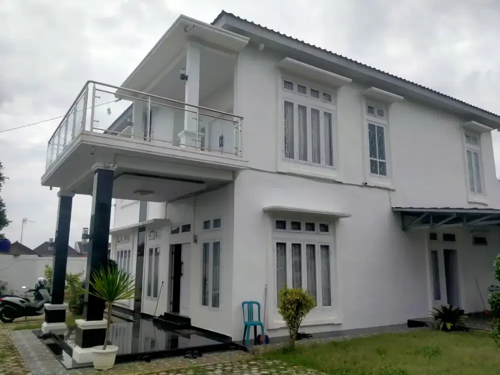 Dijual Murah Rumah Dua Lantai di jalan PU Pagar Alam