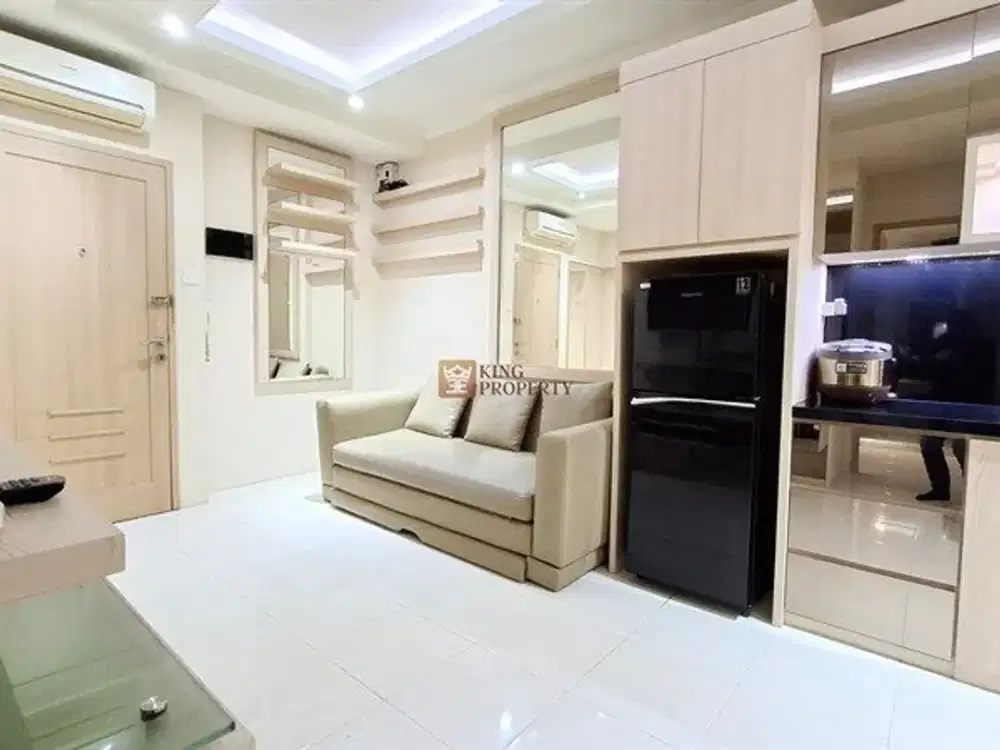 Unit Terbaik! 2BR Mediterania Garden Residence 2 Full Furnish Rapi, Pool View, Dekat Kampus & Mall Central Park