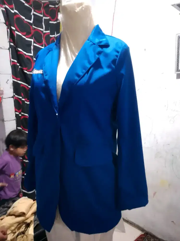 Jas almamater,tas , kemeja pdh ,kemeja kantor ,dll