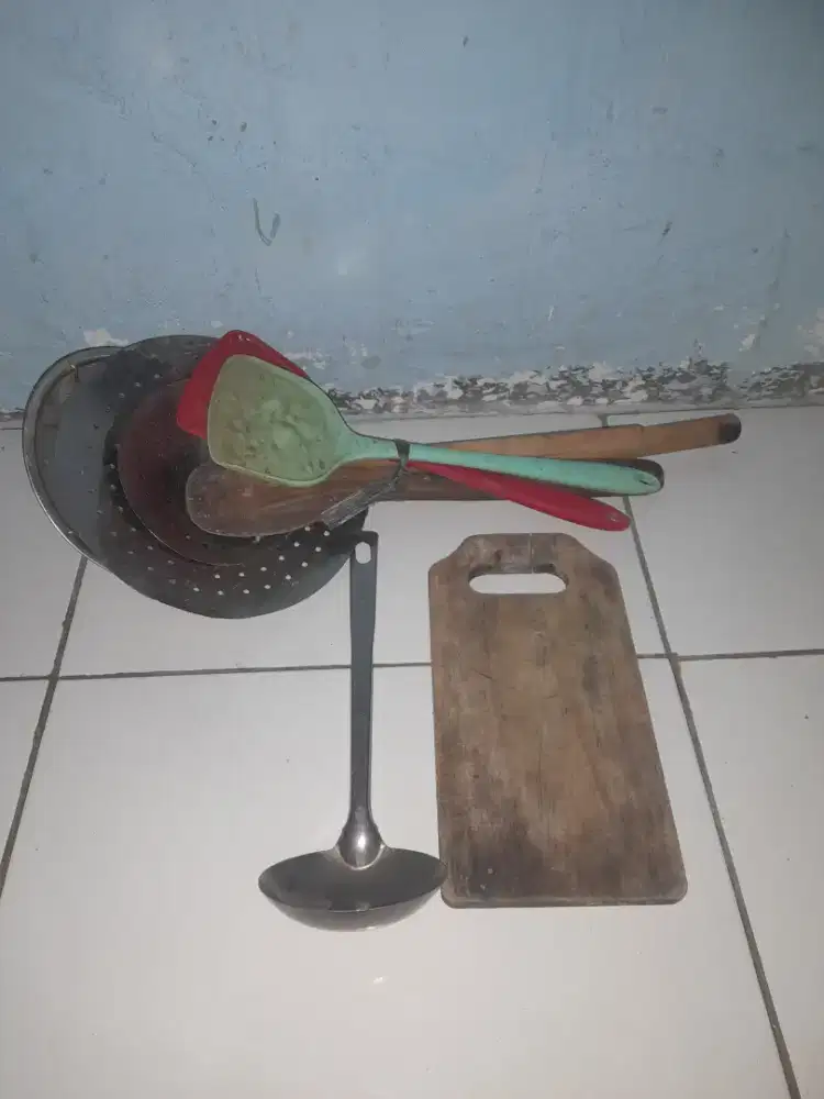 JUAL CEPAT – Perabotan Rumah / Peralatan Masak / Perlengkapan Dapur