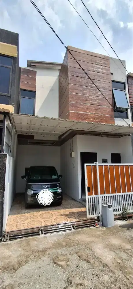 Dijual cepat dan murah rumah 2 lantai harga 1 lantai