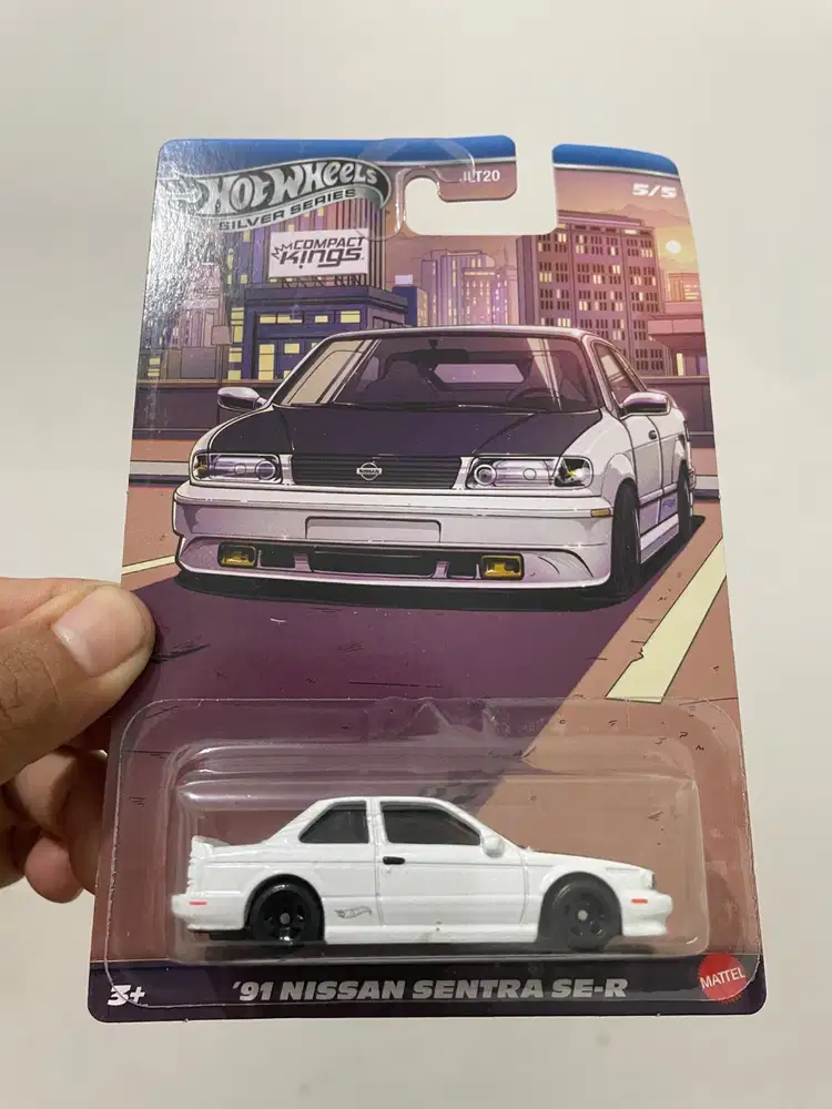 Hot Wheels Nissan Sentra