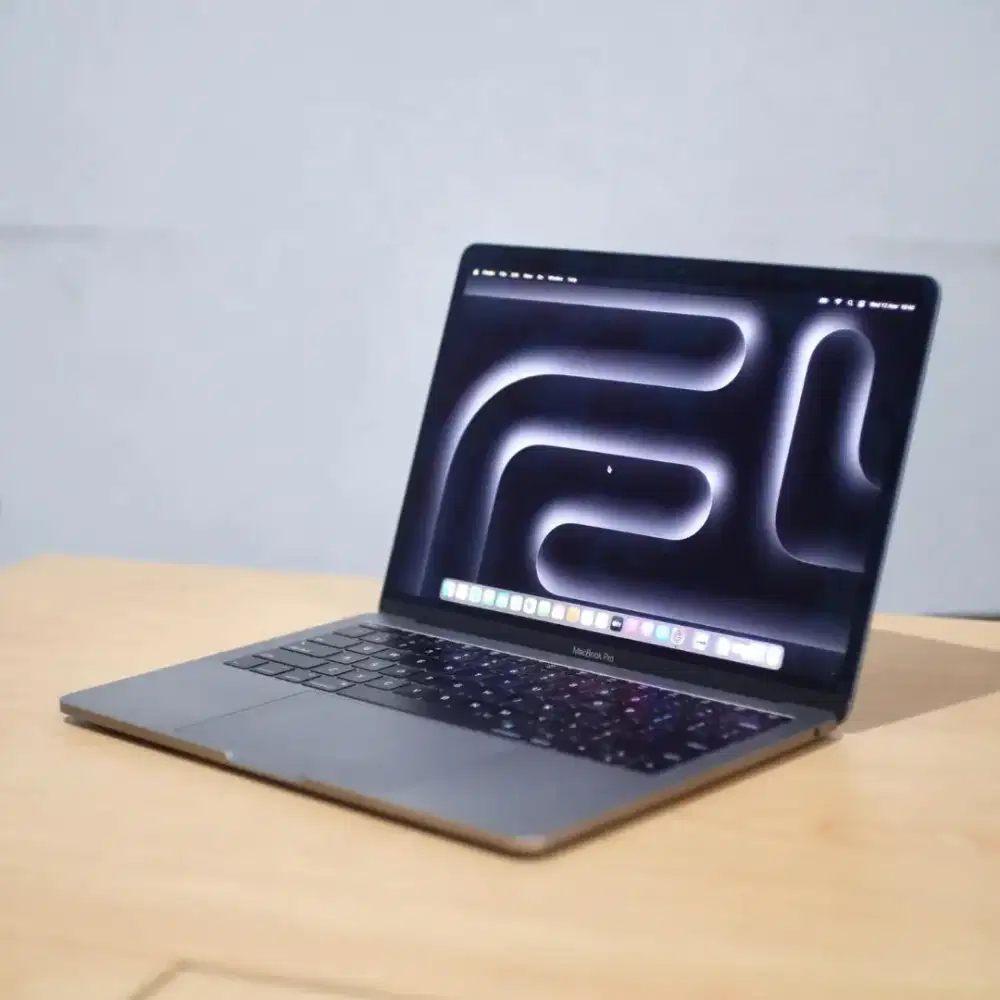 MacBook Pro 2017 i5 8/256