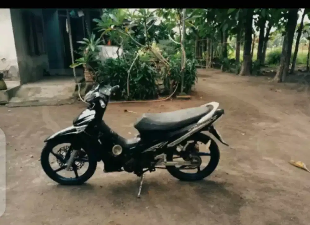 DIJUAL MOTOR HONDA SUPRA X 2007