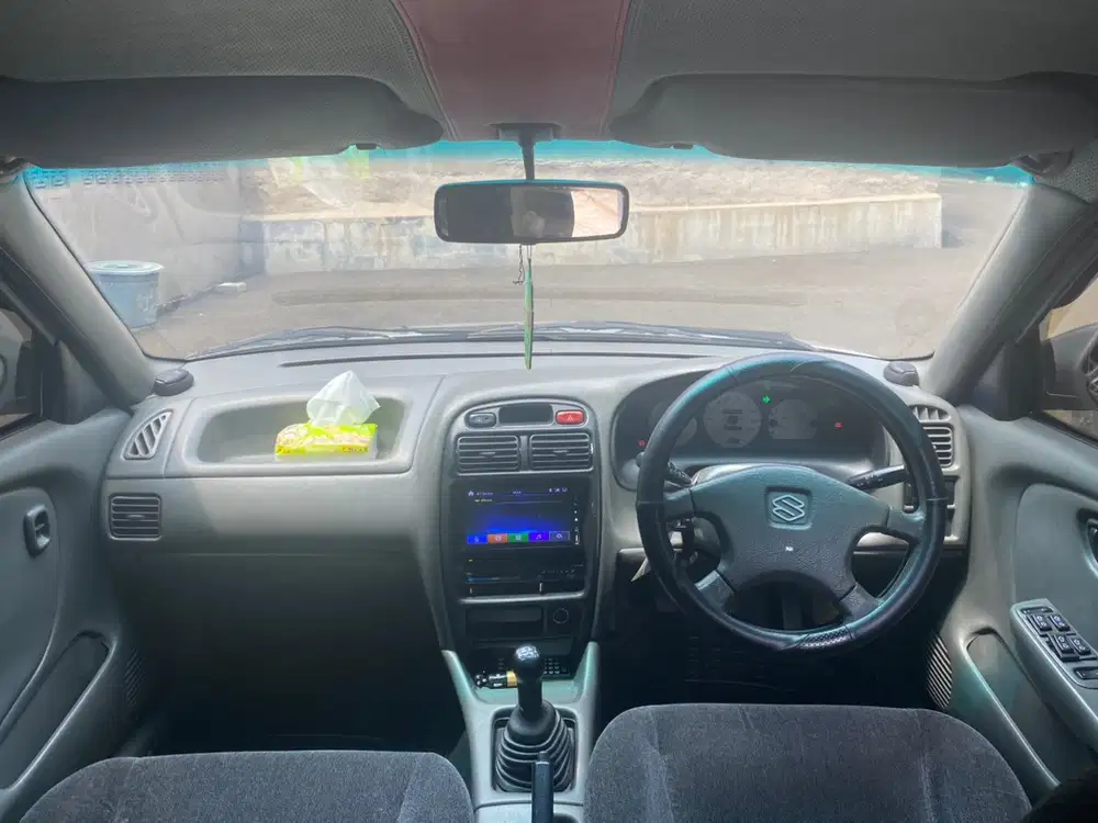 Suzuki Baleno 2000 Bensin