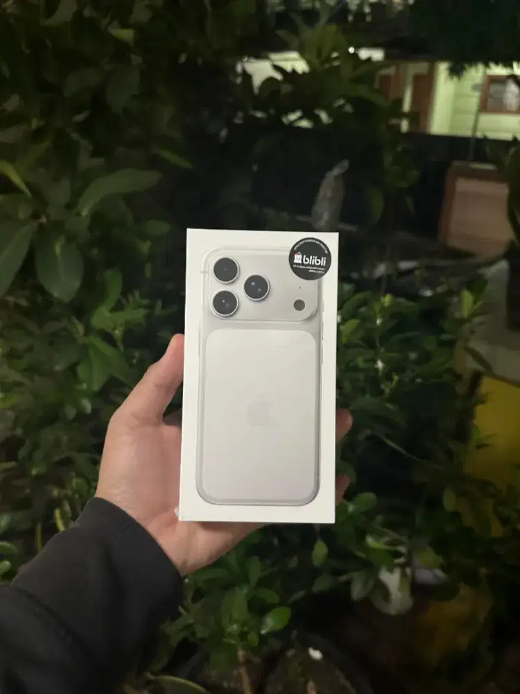Iphone 17 pro 256gb Blibli