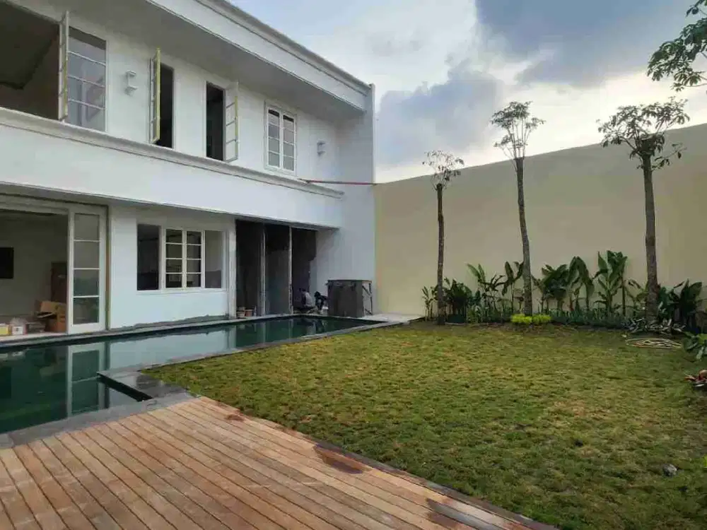 Dijual Rumah Mewah Baru Kemang Area Asri Tenang