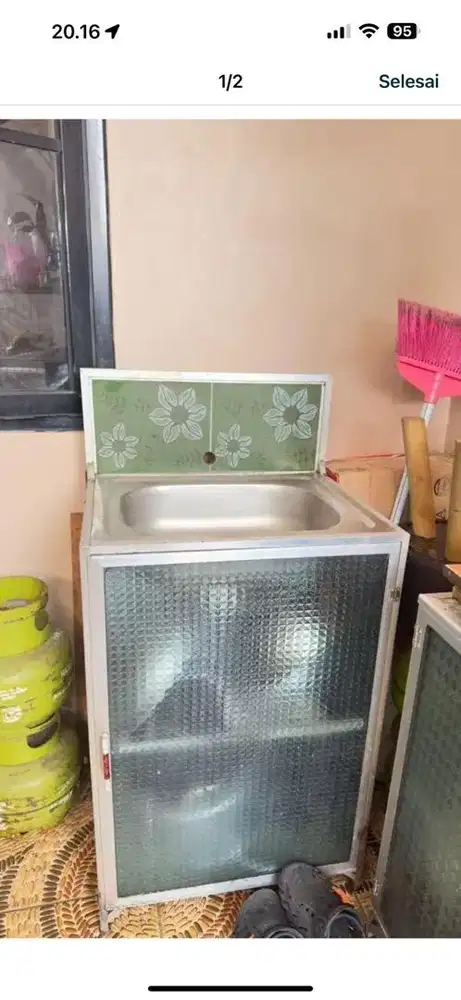 Wastafel Portabel Bekas