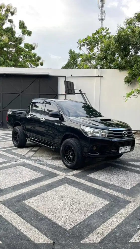Hilux E manual 4x4 2017