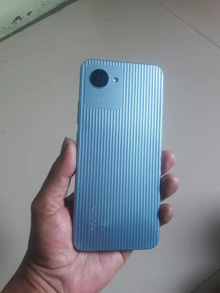 Realme c30 matot retak 4 helay