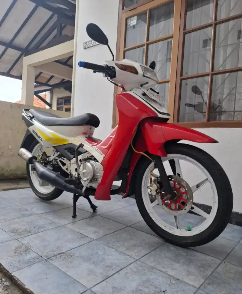 Suzuki satria 2 tak lumba