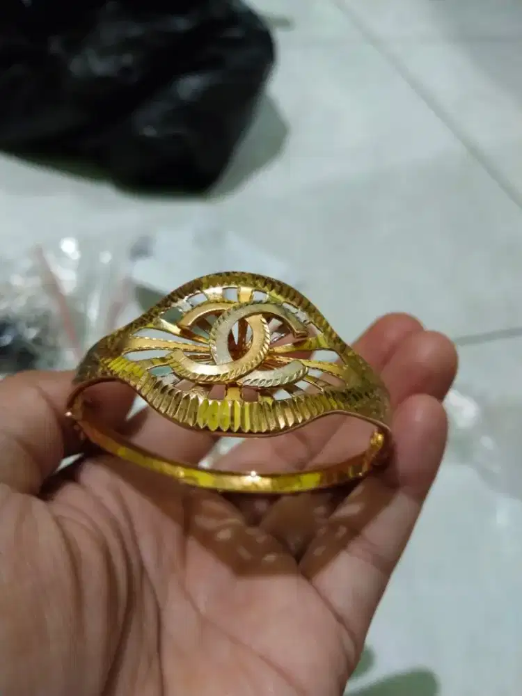 MENERIMA JUAL BELI MAS DAN ANTAM INBOX