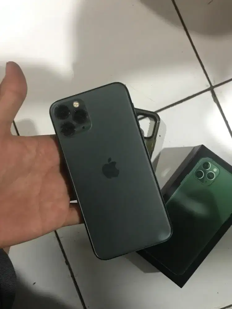 iPhone 11 pro 256