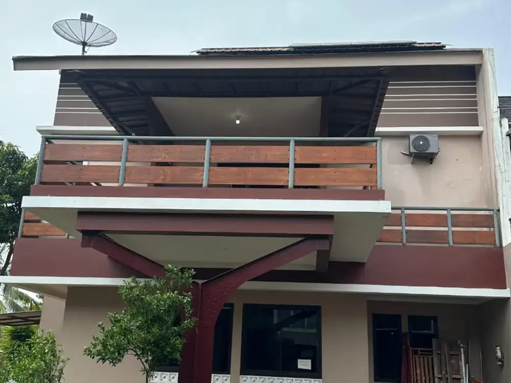 Di Jual rumah mewah  Kotawisata