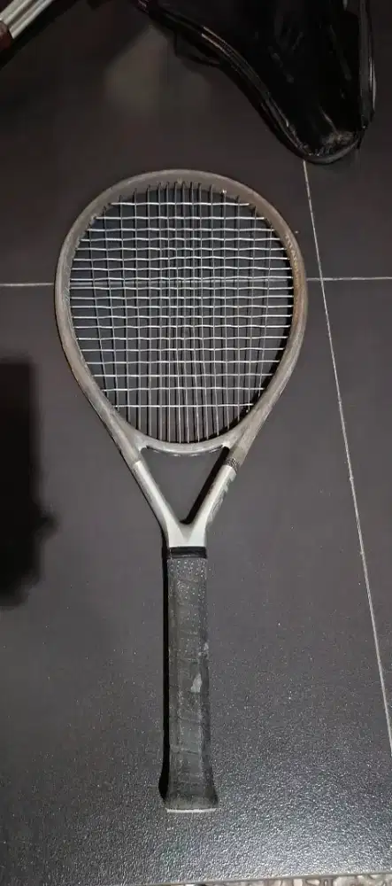 RAKET TENNIS MERK HEAD Ti S6