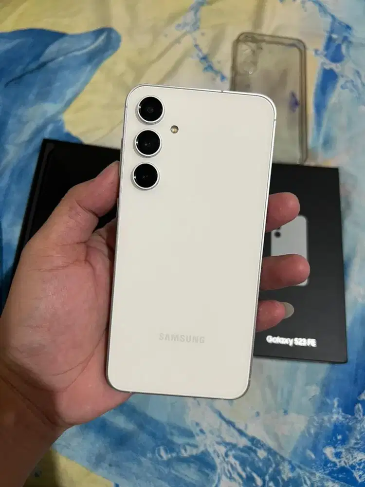 Samsung galaxy s23 fe 5G 8/128 sein
