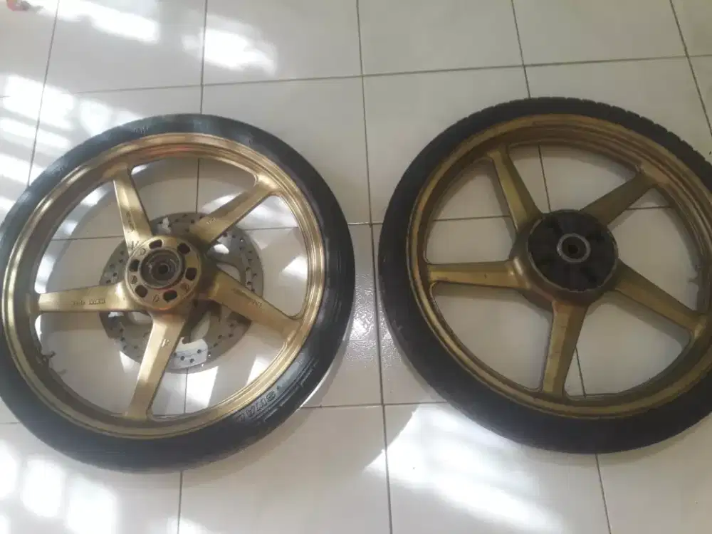 Dijual Ban Rx King 2004