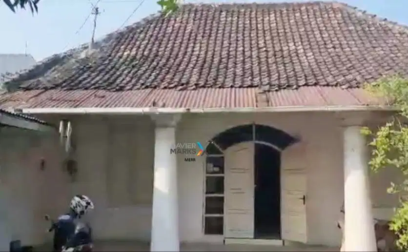 Dijual Rumah Yos Sudarso Mojokerto Dekat Alun Alun Kota