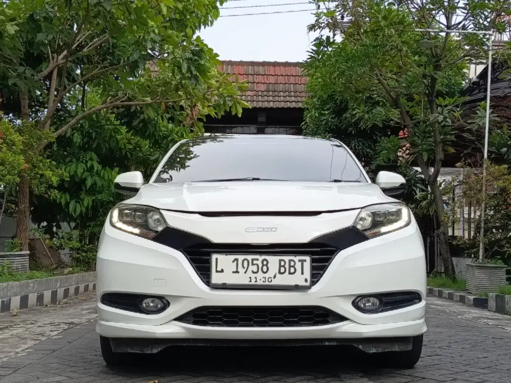 Honda HRV Prestige 1,8 Matic Sunroof KM 60rb PAJAK BARU Istimiwa Poll