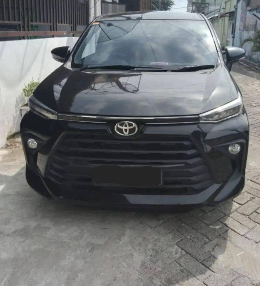 TOYOTA  AVANZA G A/T HITAM 2022