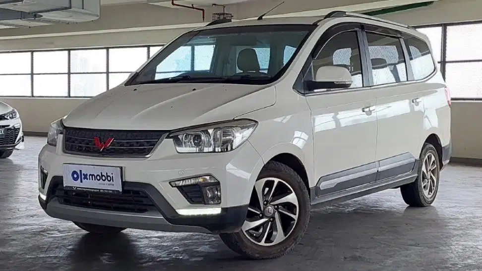 DP Rendah  5JT - Wuling Confero S 1.5 L Bensin-MT 2018 Putih