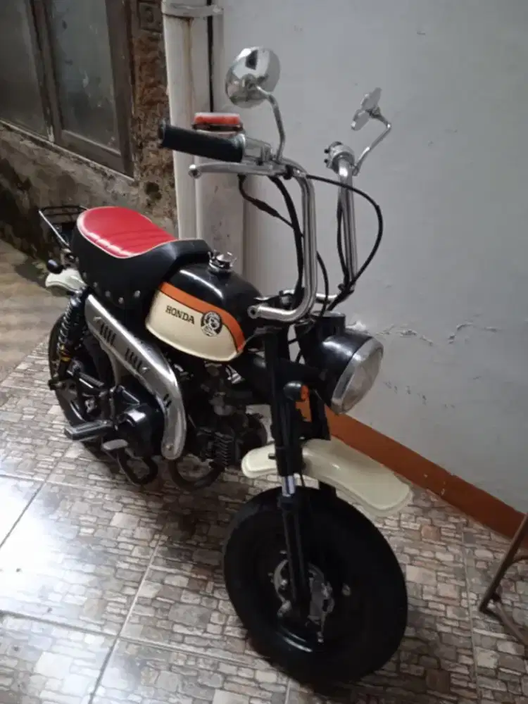 Honda mini monkey custom