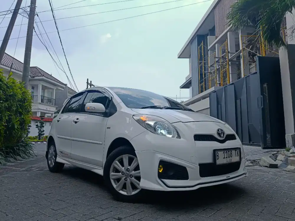 [KM 79RB]Toyota Yaris TRD S Matic 2013