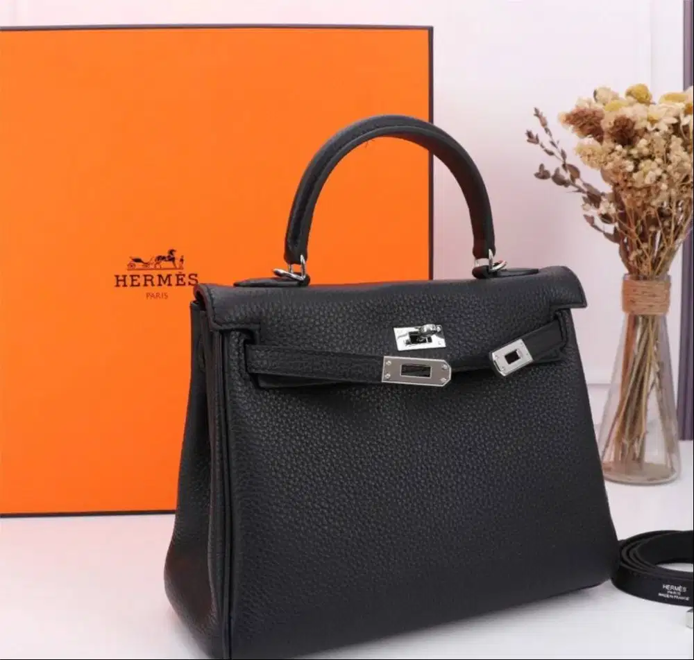 Hermès Kelly 25 Hitam/Perak
