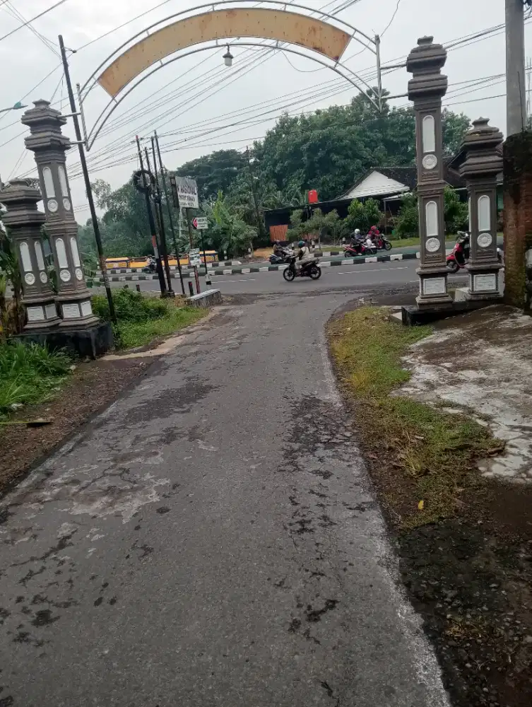 Dekat jl Solo Sragen di masaran
