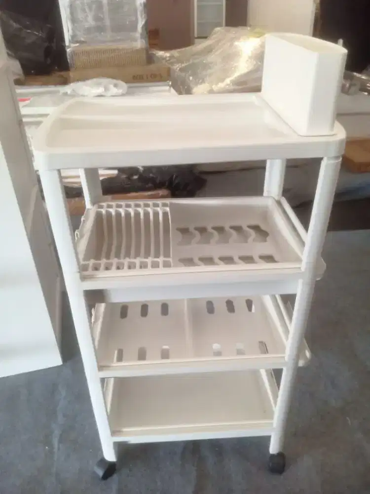 Rak piring plastik Scandia