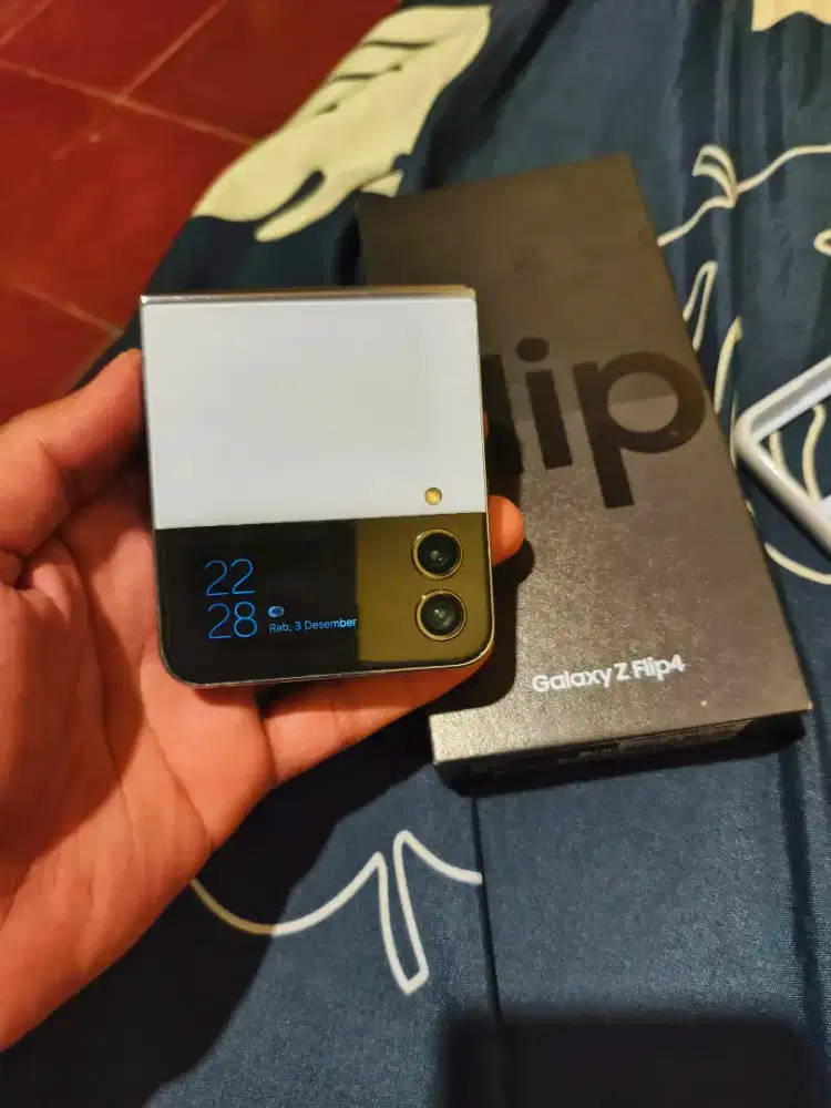 Samsung zflip 4 5g 8/256