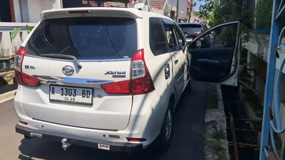 R DELUXE xenia  mt 2018