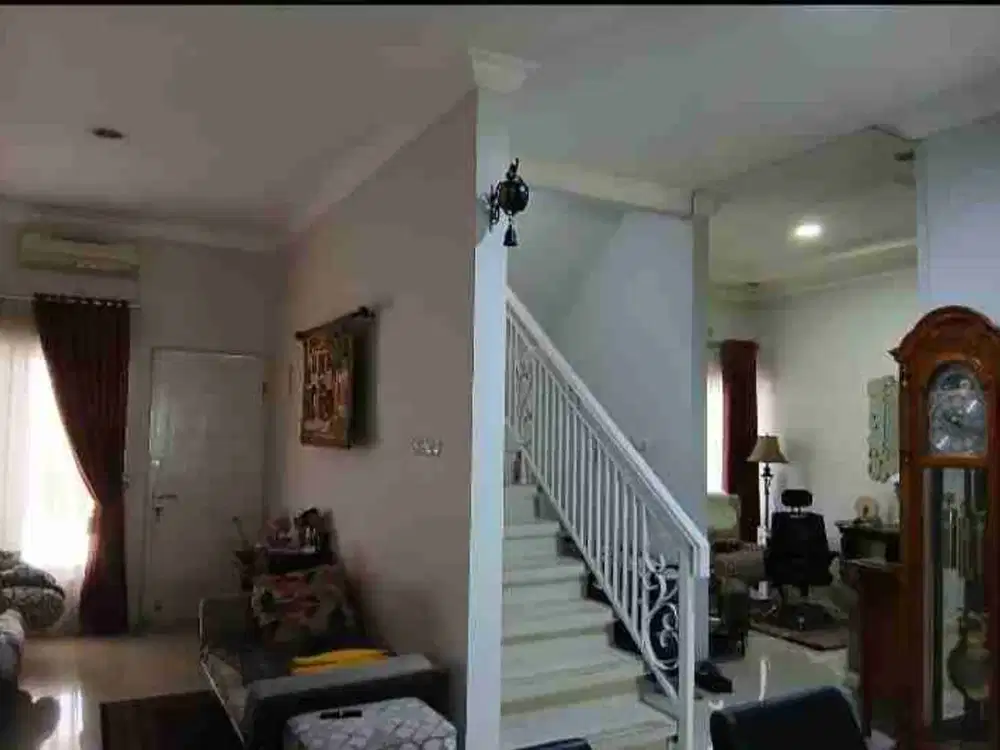 Rumah Siap uni Di Royal Residence Jagakarsa Jakarta Selatan