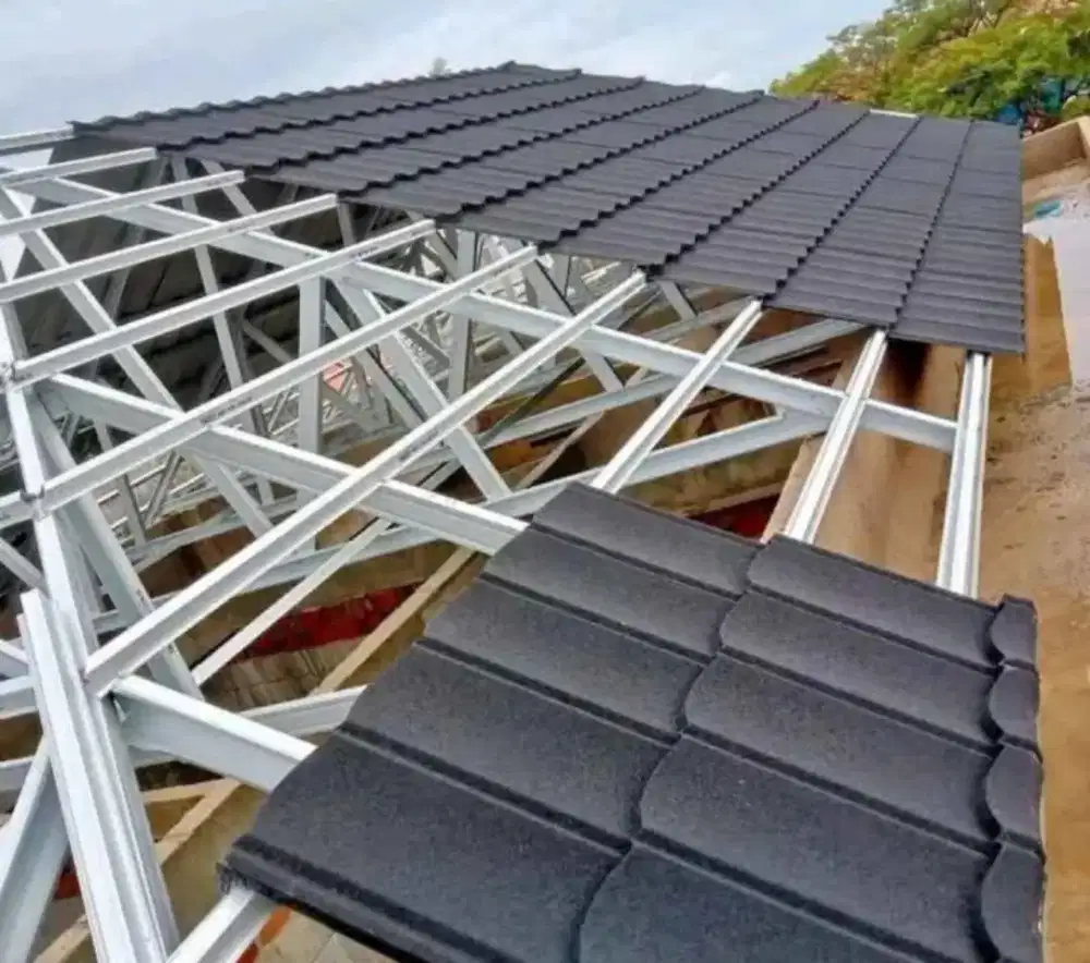 Matrail + jasa pasang baja ringan/ canal c 75-0,75 terpasang