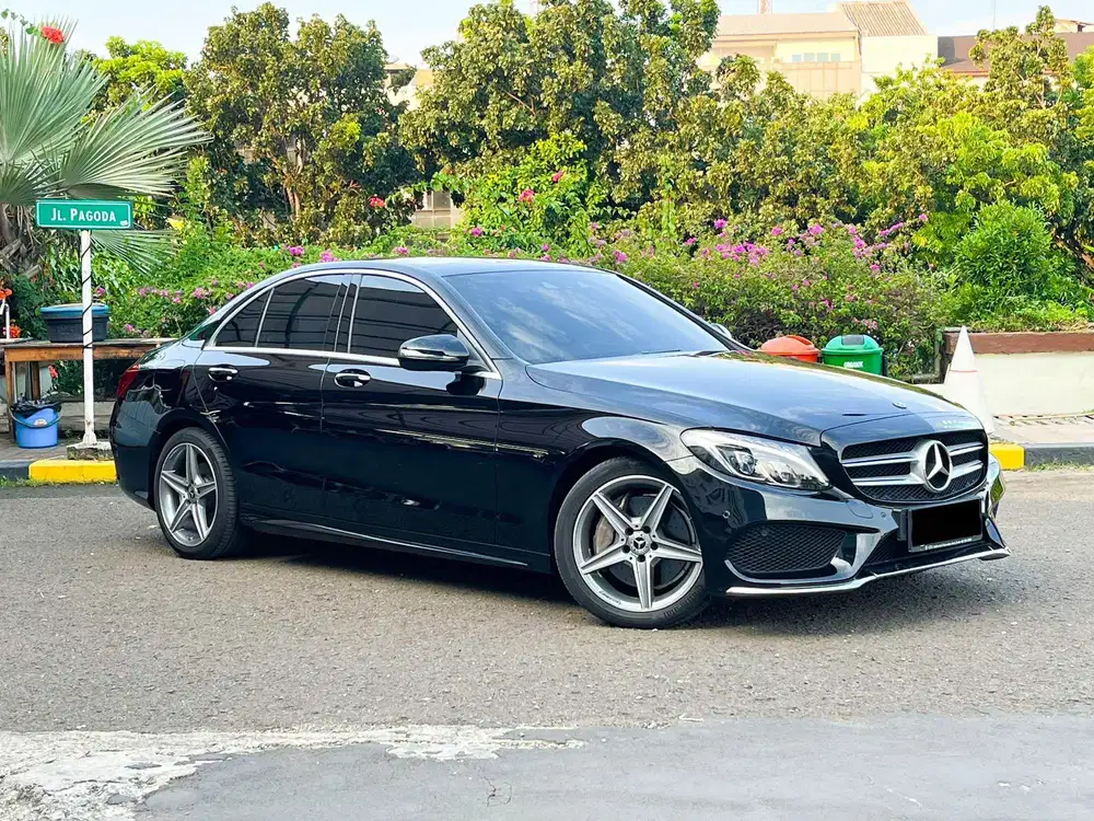 [Low Odo] Mercedes Benz C300 AMG 2018 Mint Condirion