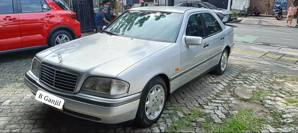 Jual Santai Mercy C200 Tahun 1996