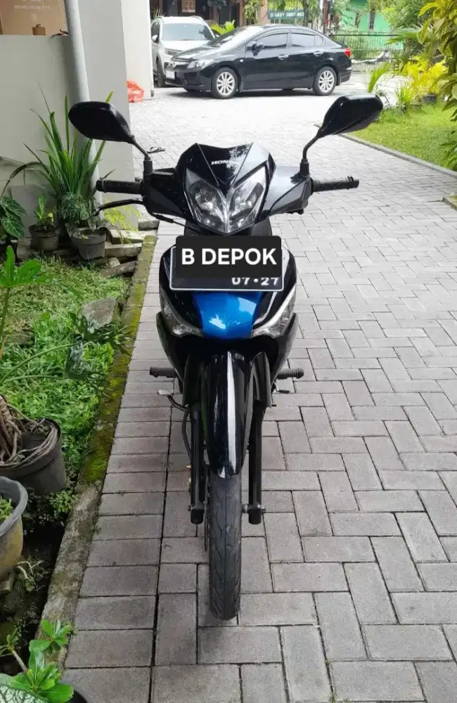 Supra x 125 2012 sangat mulus orisinil motor rawatan Depok