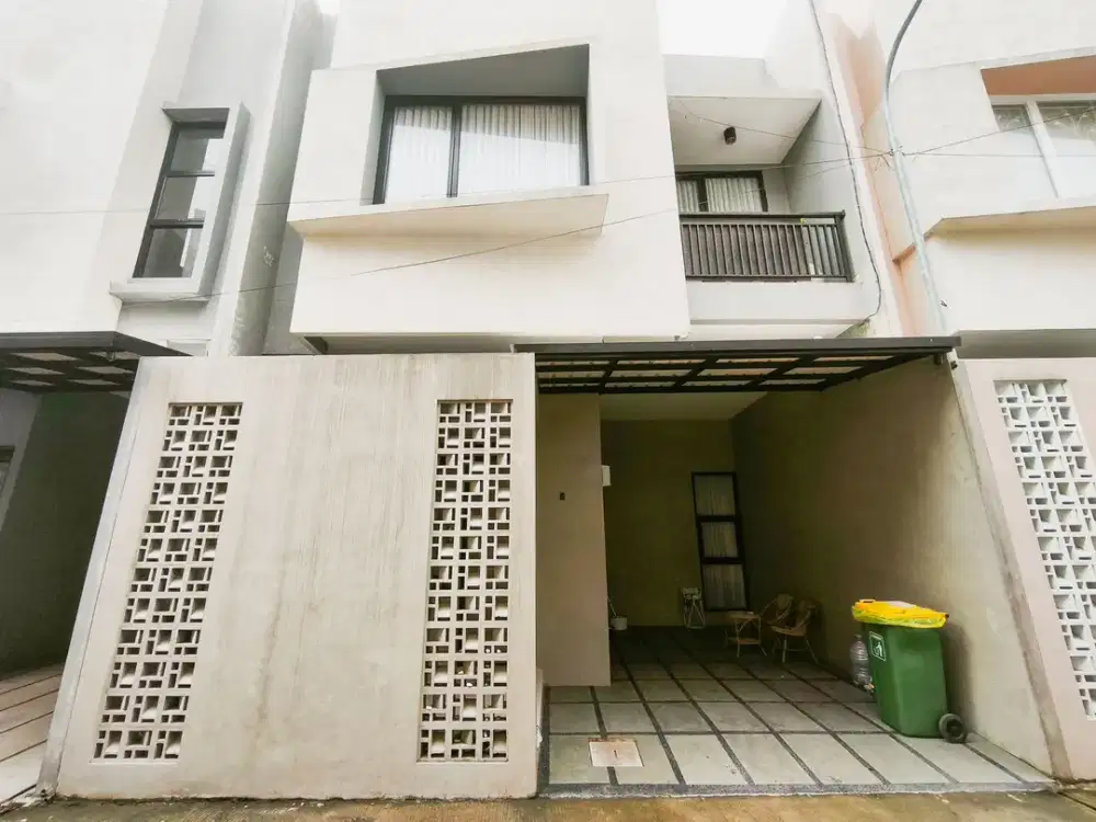 Rumah 2 Lt Bebas Banjir 9 Menit ke Grand Galaxy Park Siap KPR J-34811