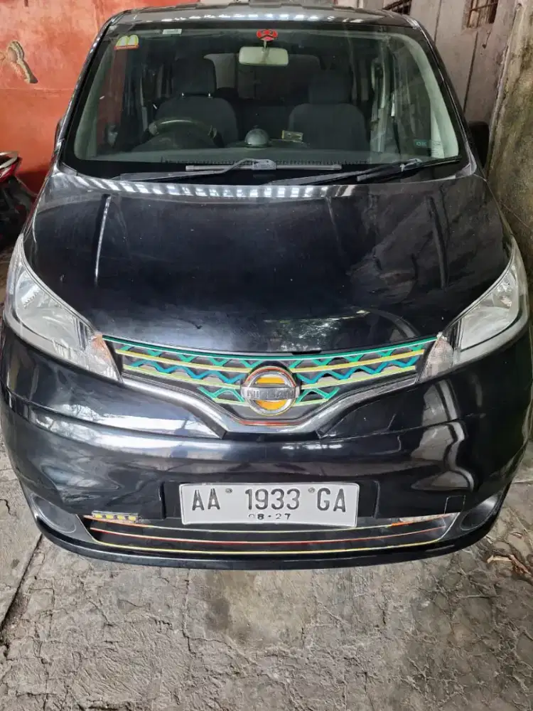 Jual cepat Nissan Evalia thn 2012 1.5 bensin manual