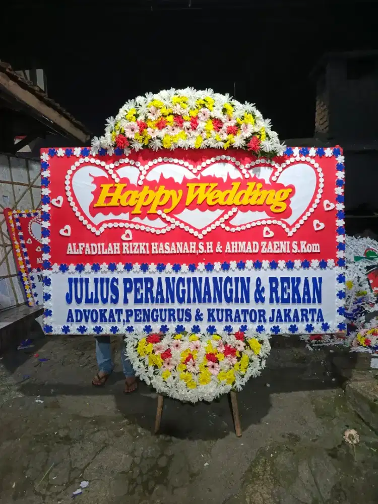 Karangan papan bunga Happy Wedding