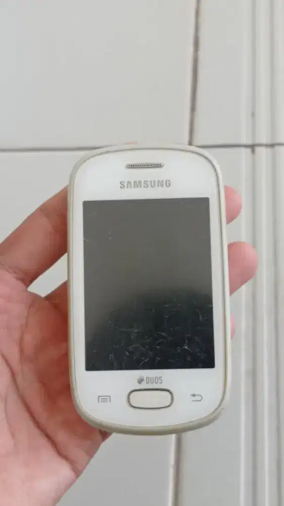 Samsung Galaxy star duos
