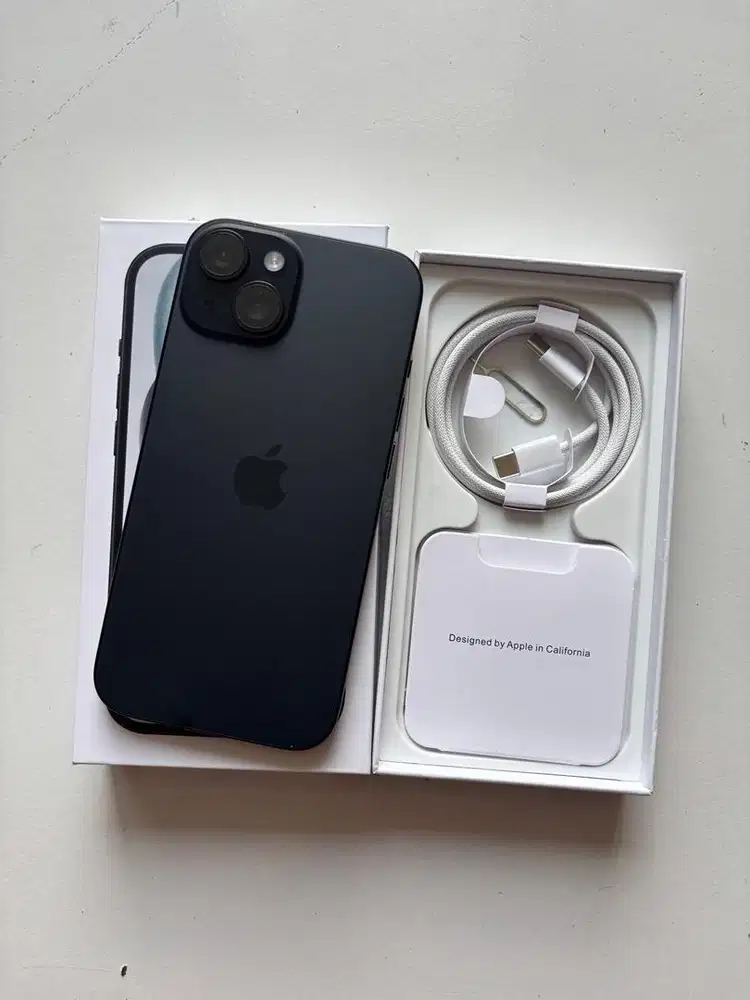 IPHONE 15 128GB - LIKE NEW