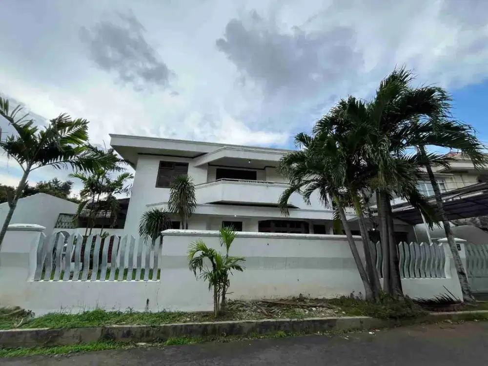 Rumah Megah Lt 440m² Di Kavling AL Duren Sawit Jakarta Timur