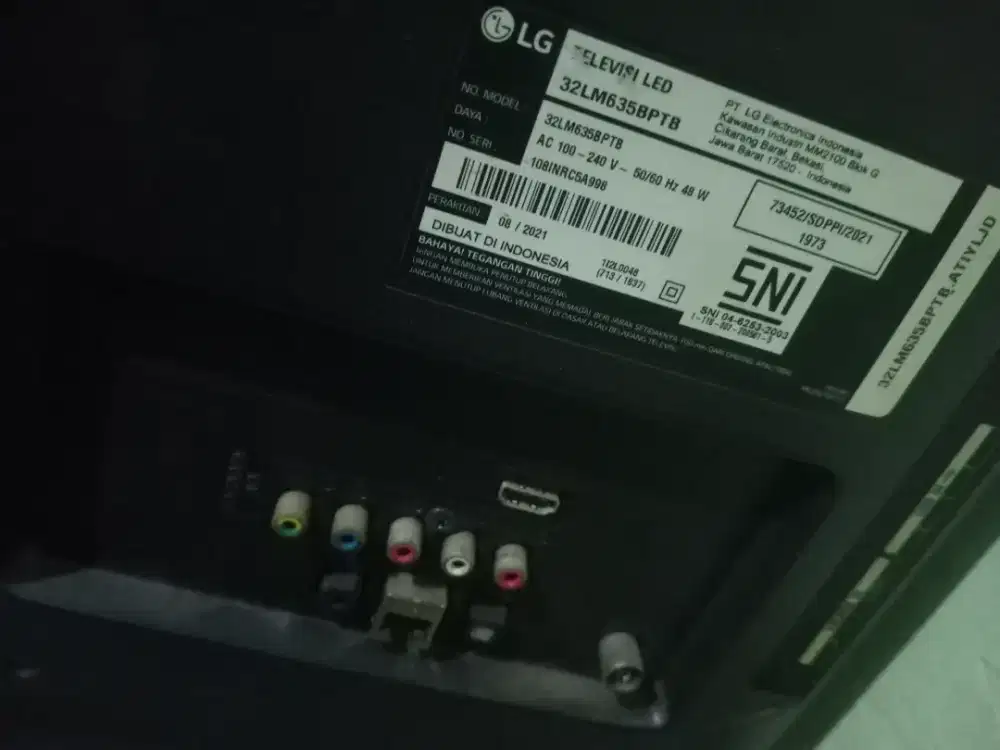 2 unit Tv Led rusak lcd ny hny khusus borong.tidak satuan. Cengkareng